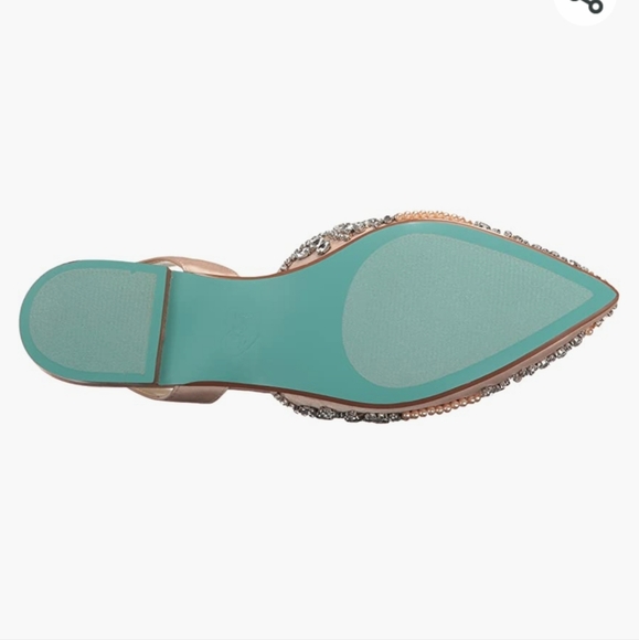 Blue by Betsey Johnson Women's Sb-Molly Pointed Toe Flat - Picture 4 of 11